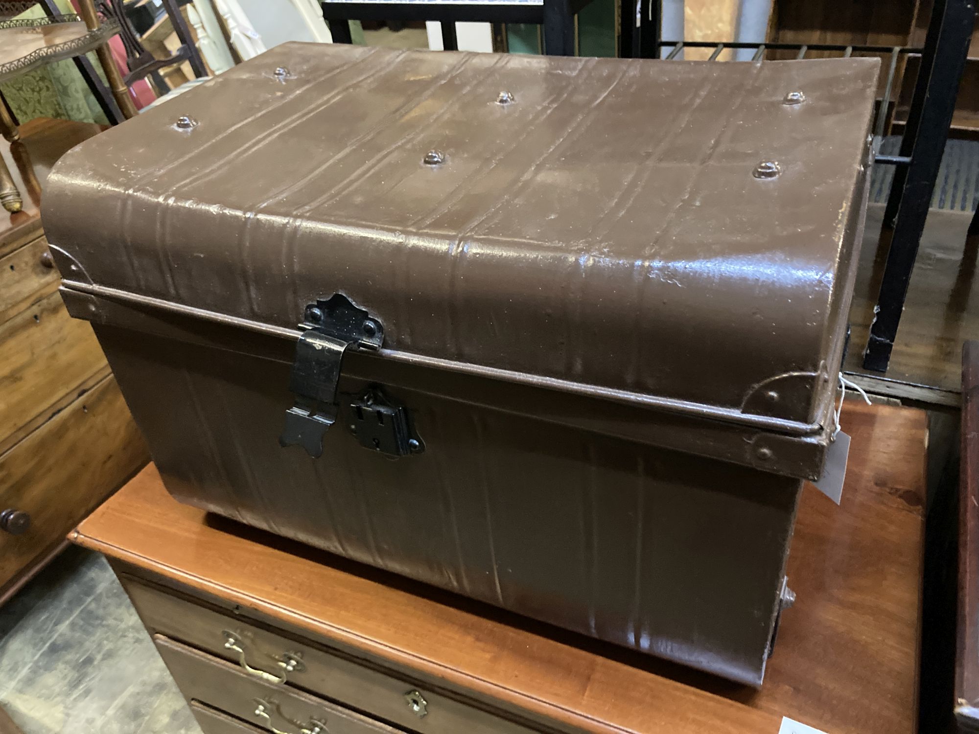 A late Victorian painted metal trunk, length 60cm, depth 42cm, height 41cm